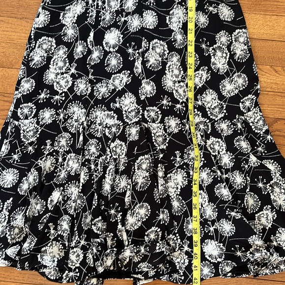 NWOT Talbots Fit & Flare Black & White Dandelion Dress Size 4 - Picture 13 of 16